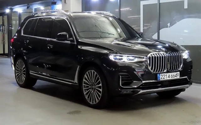 수원중고차동차 X7 (G07) xDrive 40d 디자인 퓨어 엑셀런스 7인승 매물 사진 16 - 2022/02 77,479km